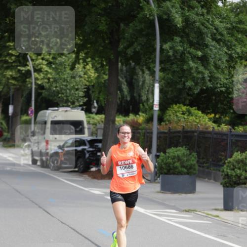 15.06.2025 - REWE Women's Run Jannik Wohlers http://msf.ph/oto/7935640 15.06.2025 08:41:12 Laufen 10686 meine-sportfotos.de