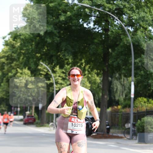 15.06.2025 - REWE Women's Run Jannik Wohlers http://msf.ph/oto/7935647 15.06.2025 09:53:22 Laufen 10215 meine-sportfotos.de