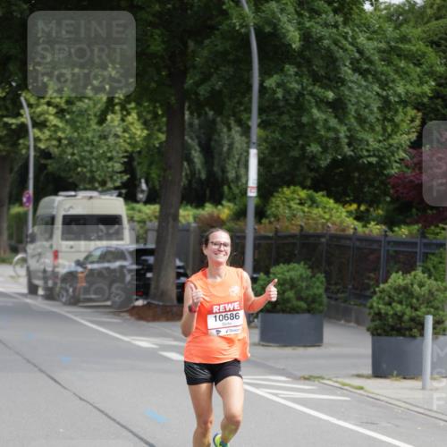 15.06.2025 - REWE Women's Run Jannik Wohlers http://msf.ph/oto/7935670 15.06.2025 08:41:12 Laufen 10686 meine-sportfotos.de