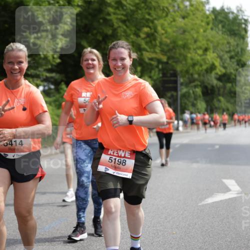 15.06.2025 - REWE Women's Run Jannik Wohlers http://msf.ph/oto/7935678 15.06.2025 10:12:58 Laufen 50, 523, 5055, 5414, 5198 meine-sportfotos.de