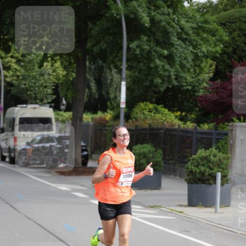 15.06.2025 - REWE Women's Run Jannik Wohlers http://msf.ph/oto/7935702 15.06.2025 08:41:12 Laufen 10686 meine-sportfotos.de