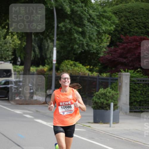 15.06.2025 - REWE Women's Run Jannik Wohlers http://msf.ph/oto/7935726 15.06.2025 08:41:12 Laufen 10686 meine-sportfotos.de