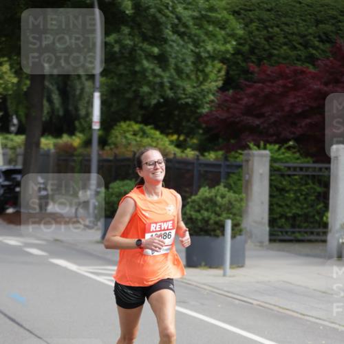 15.06.2025 - REWE Women's Run Jannik Wohlers http://msf.ph/oto/7935741 15.06.2025 08:41:13 Laufen 86 meine-sportfotos.de