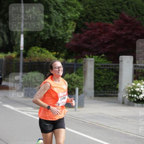 15.06.2025 - REWE Women's Run Jannik Wohlers http://msf.ph/oto/7935753 15.06.2025 08:41:13 Laufen 10686 meine-sportfotos.de