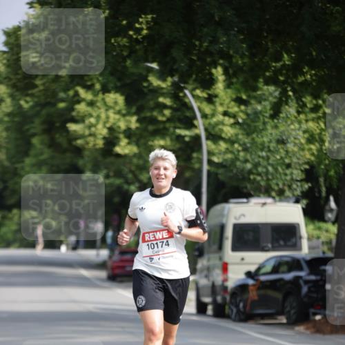 15.06.2025 - REWE Women's Run Jannik Wohlers http://msf.ph/oto/7935780 15.06.2025 08:41:38 Laufen 10174 meine-sportfotos.de