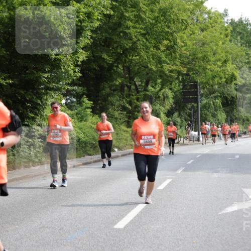 15.06.2025 - REWE Women's Run Jannik Wohlers http://msf.ph/oto/7935787 15.06.2025 10:13:01 Laufen 5470, 5390, 5658 meine-sportfotos.de