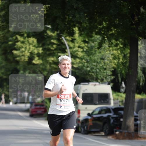 15.06.2025 - REWE Women's Run Jannik Wohlers http://msf.ph/oto/7935811 15.06.2025 08:41:39 Laufen 10174 meine-sportfotos.de