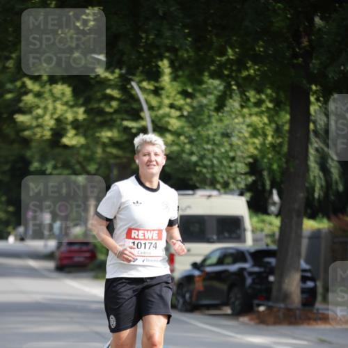 15.06.2025 - REWE Women's Run Jannik Wohlers http://msf.ph/oto/7935818 15.06.2025 08:41:39 Laufen 10174 meine-sportfotos.de