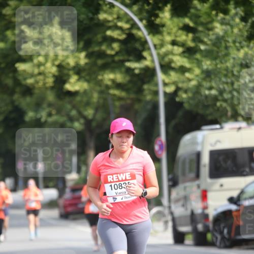 15.06.2025 - REWE Women's Run Jannik Wohlers http://msf.ph/oto/7935836 15.06.2025 09:53:35 Laufen 10835 meine-sportfotos.de