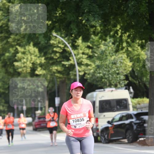 15.06.2025 - REWE Women's Run Jannik Wohlers http://msf.ph/oto/7935865 15.06.2025 09:53:36 Laufen 10835 meine-sportfotos.de