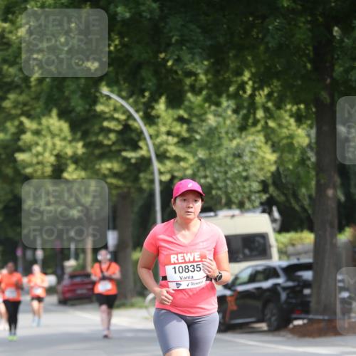 15.06.2025 - REWE Women's Run Jannik Wohlers http://msf.ph/oto/7935907 15.06.2025 09:53:36 Laufen 10835 meine-sportfotos.de