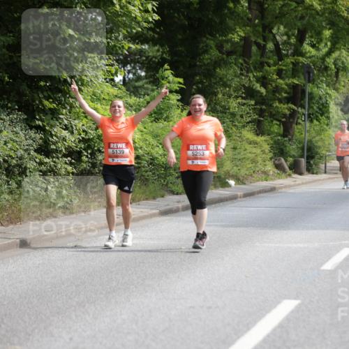 15.06.2025 - REWE Women's Run Jannik Wohlers http://msf.ph/oto/7935948 15.06.2025 10:13:09 Laufen 5139, 5253 meine-sportfotos.de