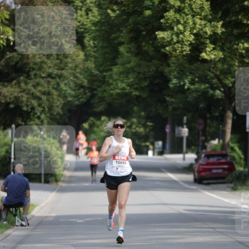 15.06.2025 - REWE Women's Run Jannik Wohlers http://msf.ph/oto/7936020 15.06.2025 08:42:20 Laufen 10848 meine-sportfotos.de