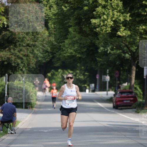 15.06.2025 - REWE Women's Run Jannik Wohlers http://msf.ph/oto/7936028 15.06.2025 08:42:20 Laufen 10848 meine-sportfotos.de