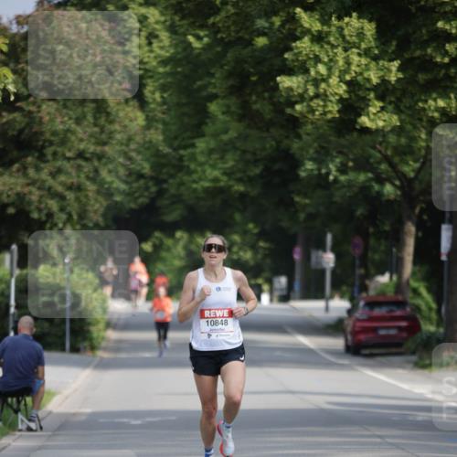 15.06.2025 - REWE Women's Run Jannik Wohlers http://msf.ph/oto/7936059 15.06.2025 08:42:21 Laufen 10848 meine-sportfotos.de