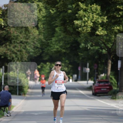 15.06.2025 - REWE Women's Run Jannik Wohlers http://msf.ph/oto/7936062 15.06.2025 08:42:21 Laufen 10848 meine-sportfotos.de