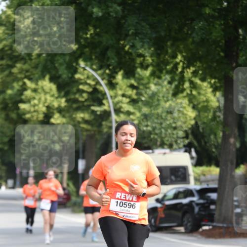15.06.2025 - REWE Women's Run Jannik Wohlers http://msf.ph/oto/7936071 15.06.2025 09:53:47 Laufen 10596 meine-sportfotos.de