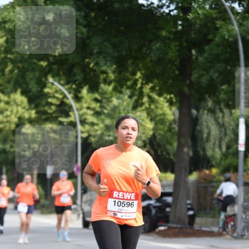 15.06.2025 - REWE Women's Run Jannik Wohlers http://msf.ph/oto/7936097 15.06.2025 09:53:47 Laufen 10596 meine-sportfotos.de