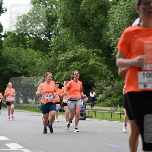 15.06.2025 - REWE Women's Run Dr. Thomas Lammeyer http://msf.ph/oto/7936122 15.06.2025 09:19:19 Laufen 10523, 10523 meine-sportfotos.de