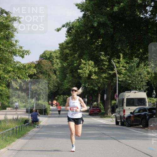 15.06.2025 - REWE Women's Run Jannik Wohlers http://msf.ph/oto/7936125 15.06.2025 08:42:23 Laufen 1084 meine-sportfotos.de