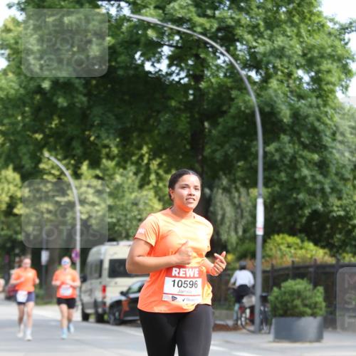 15.06.2025 - REWE Women's Run Jannik Wohlers http://msf.ph/oto/7936126 15.06.2025 09:53:48 Laufen 10596 meine-sportfotos.de