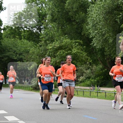 15.06.2025 - REWE Women's Run Dr. Thomas Lammeyer http://msf.ph/oto/7936147 15.06.2025 09:19:19 Laufen 10523, 10155 meine-sportfotos.de