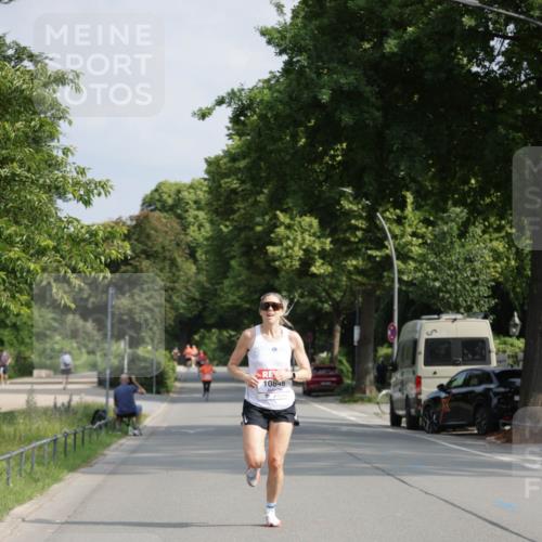 15.06.2025 - REWE Women's Run Jannik Wohlers http://msf.ph/oto/7936151 15.06.2025 08:42:24 Laufen 10848 meine-sportfotos.de