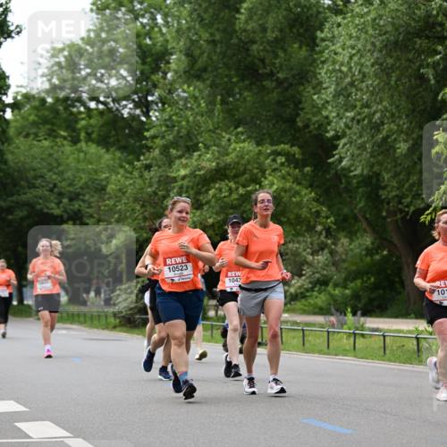15.06.2025 - REWE Women's Run Dr. Thomas Lammeyer http://msf.ph/oto/7936155 15.06.2025 09:19:19 Laufen 10523, 1043 meine-sportfotos.de