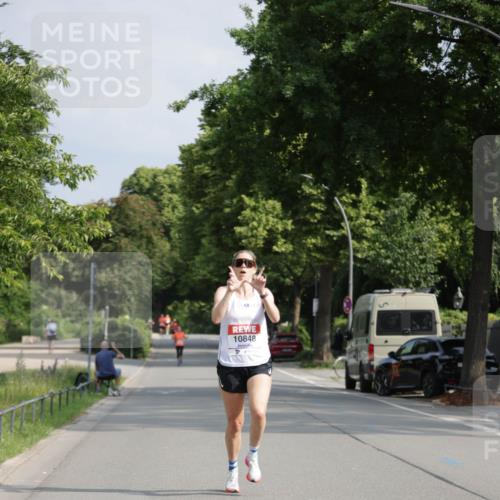 15.06.2025 - REWE Women's Run Jannik Wohlers http://msf.ph/oto/7936186 15.06.2025 08:42:24 Laufen 10848 meine-sportfotos.de