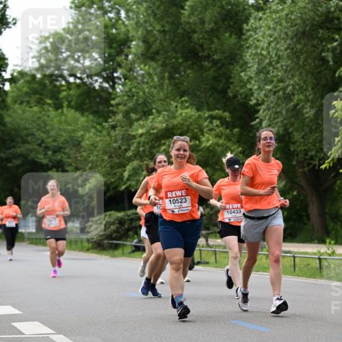 15.06.2025 - REWE Women's Run Dr. Thomas Lammeyer http://msf.ph/oto/7936192 15.06.2025 09:19:20 Laufen 10523, 10, 10433 meine-sportfotos.de