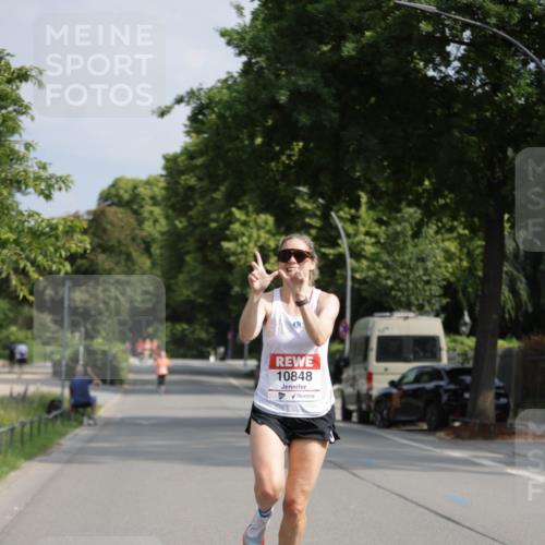 15.06.2025 - REWE Women's Run Jannik Wohlers http://msf.ph/oto/7936261 15.06.2025 08:42:25 Laufen 15, 10848 meine-sportfotos.de