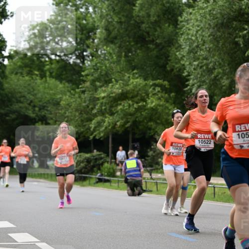 15.06.2025 - REWE Women's Run Dr. Thomas Lammeyer http://msf.ph/oto/7936271 15.06.2025 09:19:22 Laufen 10651, 10820, 10522, 105 meine-sportfotos.de