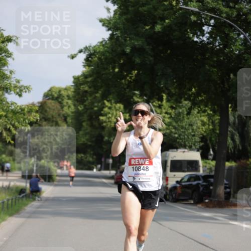 15.06.2025 - REWE Women's Run Jannik Wohlers http://msf.ph/oto/7936276 15.06.2025 08:42:25 Laufen 10848 meine-sportfotos.de