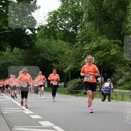 15.06.2025 - REWE Women's Run Dr. Thomas Lammeyer http://msf.ph/oto/7936326 15.06.2025 09:19:23 Laufen 51, 10651 meine-sportfotos.de