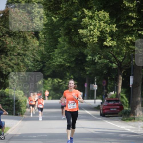 15.06.2025 - REWE Women's Run Jannik Wohlers http://msf.ph/oto/7936358 15.06.2025 08:42:37 Laufen 10248 meine-sportfotos.de