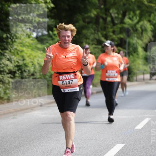 15.06.2025 - REWE Women's Run Jannik Wohlers http://msf.ph/oto/7936361 15.06.2025 10:13:23 Laufen 5147, 5104 meine-sportfotos.de
