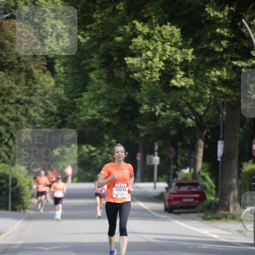 15.06.2025 - REWE Women's Run Jannik Wohlers http://msf.ph/oto/7936387 15.06.2025 08:42:38 Laufen 10248 meine-sportfotos.de