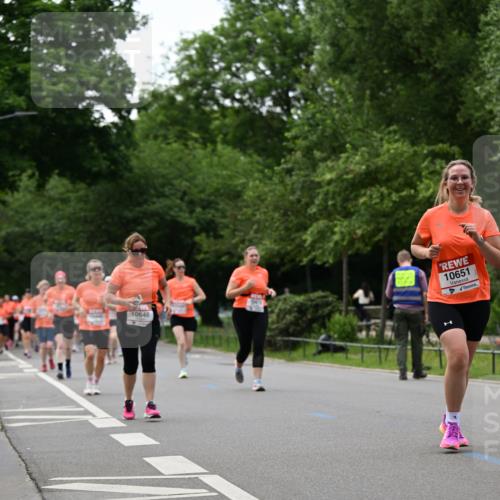 15.06.2025 - REWE Women's Run Dr. Thomas Lammeyer http://msf.ph/oto/7936397 15.06.2025 09:19:24 Laufen 10651 meine-sportfotos.de