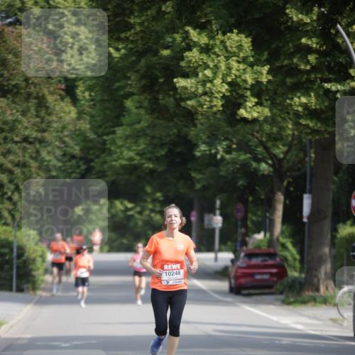 15.06.2025 - REWE Women's Run Jannik Wohlers http://msf.ph/oto/7936401 15.06.2025 08:42:38 Laufen 10248 meine-sportfotos.de