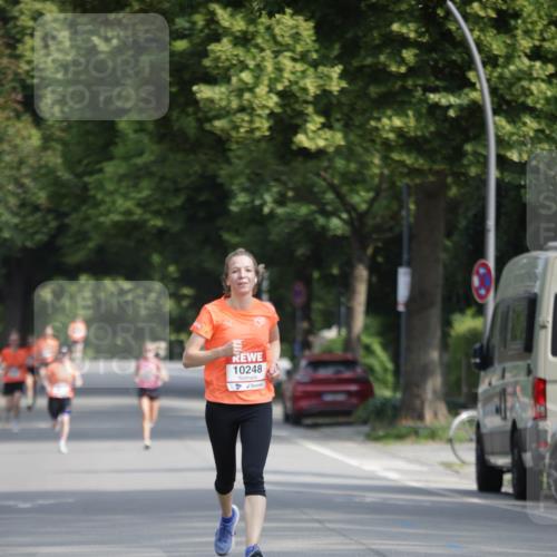 15.06.2025 - REWE Women's Run Jannik Wohlers http://msf.ph/oto/7936411 15.06.2025 08:42:39 Laufen 10248 meine-sportfotos.de