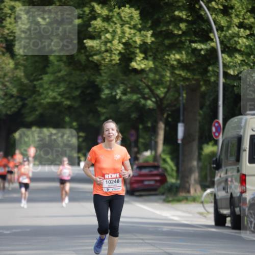 15.06.2025 - REWE Women's Run Jannik Wohlers http://msf.ph/oto/7936427 15.06.2025 08:42:39 Laufen 10248 meine-sportfotos.de
