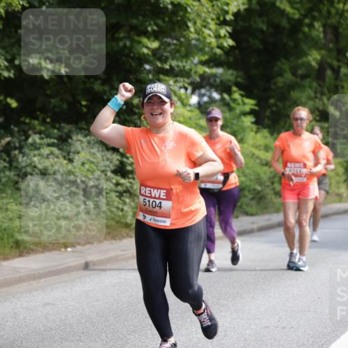15.06.2025 - REWE Women's Run Jannik Wohlers http://msf.ph/oto/7936445 15.06.2025 10:13:26 Laufen 5104, 6211 meine-sportfotos.de