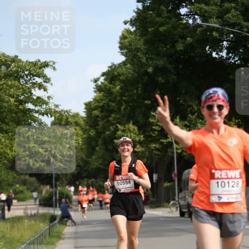15.06.2025 - REWE Women's Run Jannik Wohlers http://msf.ph/oto/7936452 15.06.2025 09:54:18 Laufen 10554, 10128 meine-sportfotos.de