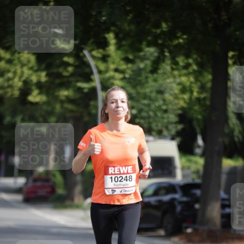 15.06.2025 - REWE Women's Run Jannik Wohlers http://msf.ph/oto/7936459 15.06.2025 08:42:43 Laufen 10248 meine-sportfotos.de