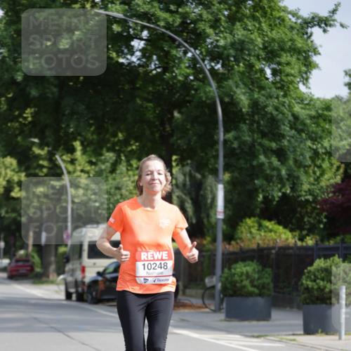 15.06.2025 - REWE Women's Run Jannik Wohlers http://msf.ph/oto/7936516 15.06.2025 08:42:44 Laufen 10248 meine-sportfotos.de