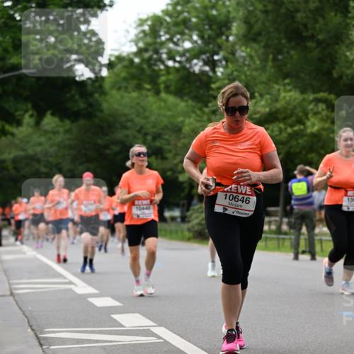 15.06.2025 - REWE Women's Run Dr. Thomas Lammeyer http://msf.ph/oto/7936541 15.06.2025 09:19:27 Laufen 1044, 10646 meine-sportfotos.de