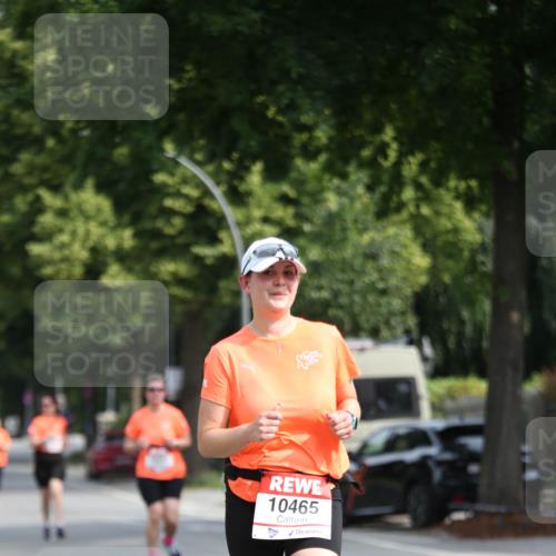 15.06.2025 - REWE Women's Run Jannik Wohlers http://msf.ph/oto/7936550 15.06.2025 09:54:35 Laufen 10465 meine-sportfotos.de