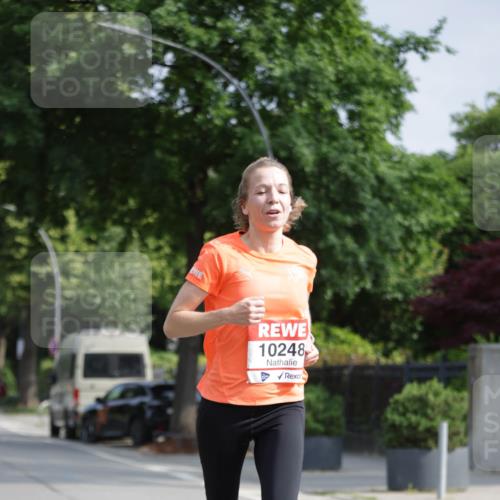 15.06.2025 - REWE Women's Run Jannik Wohlers http://msf.ph/oto/7936573 15.06.2025 08:42:44 Laufen 10248 meine-sportfotos.de