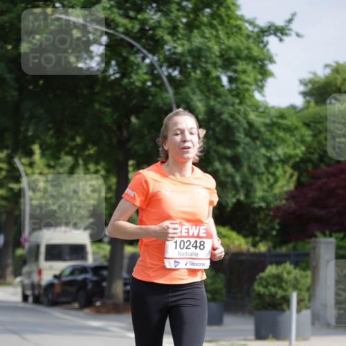 15.06.2025 - REWE Women's Run Jannik Wohlers http://msf.ph/oto/7936575 15.06.2025 08:42:44 Laufen 10248 meine-sportfotos.de