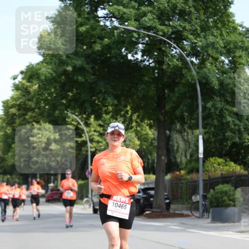 15.06.2025 - REWE Women's Run Jannik Wohlers http://msf.ph/oto/7936582 15.06.2025 09:54:35 Laufen 10465 meine-sportfotos.de